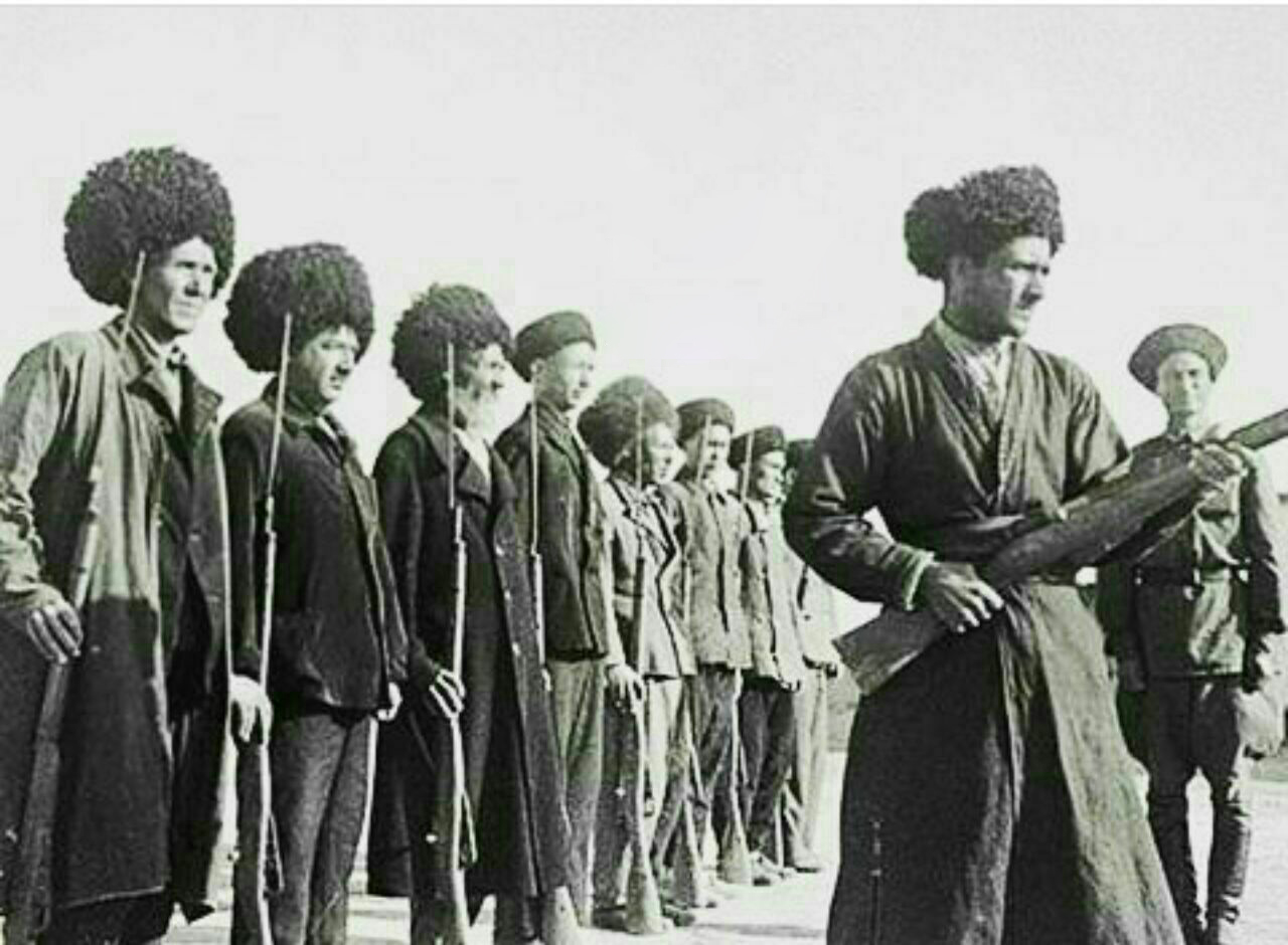 آموزش نظامی تورکمن ها توسط افسران ترکیه 1925